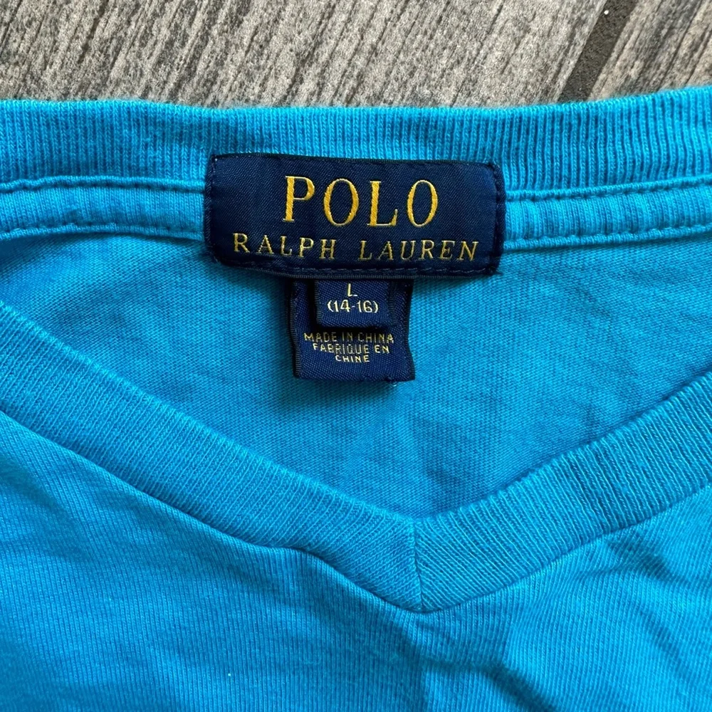Polo Ralph Lauren Boys 14-16 V-Neck Cotton Tee - Picture 3 of 8